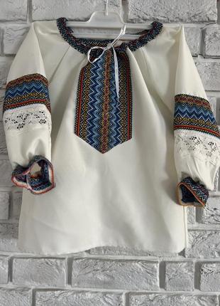 Вишиванка, вишитий костюм