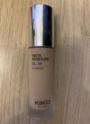 Продаю тональну основу kiko