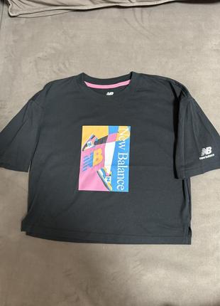 Продам жіночу футболку в ідеальному стані