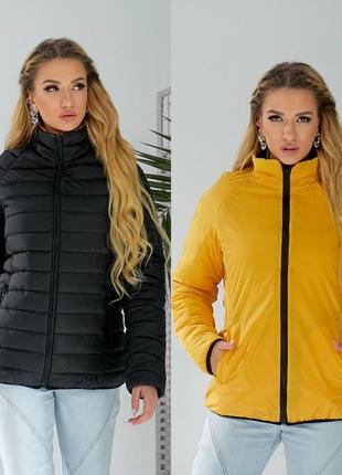 Демисезонная короткая двусторонняя куртка из непромокаемой плащевки