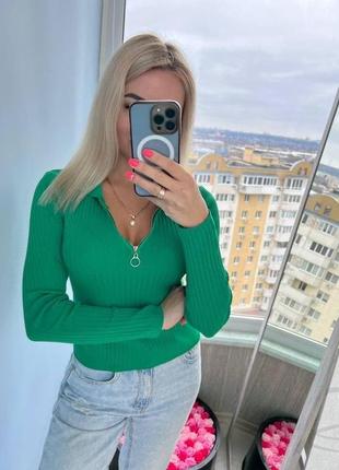 Стильна кофтинка на замочку