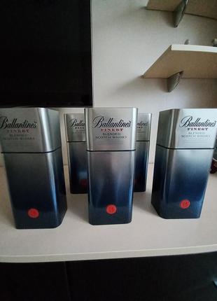 Подарункова металева коробка/ віскі ballantine's/1 л