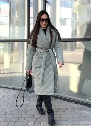 Пальто стьобане на запах