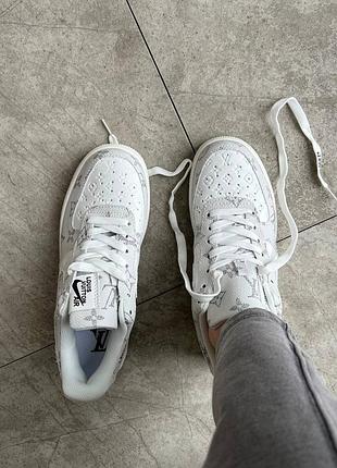 Кроссовки 4