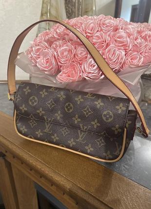 Сумочка louis vuitton