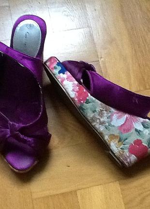 Легкие удобные босоножки