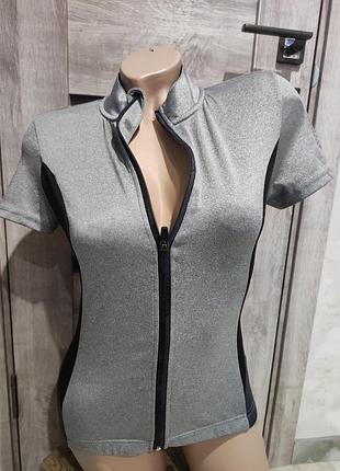 Кофта для спорту crivie 
розмір s36/38