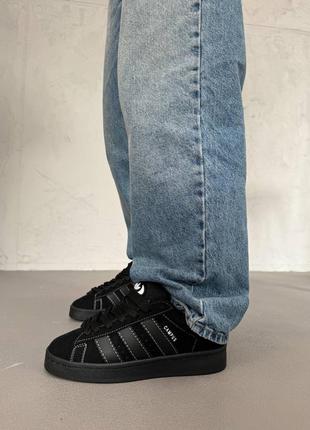 Замшевые кроссовки женские