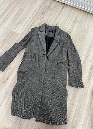 Продам пальто bershka