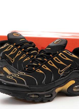 Мужские кроссовки nike air max plus tn
