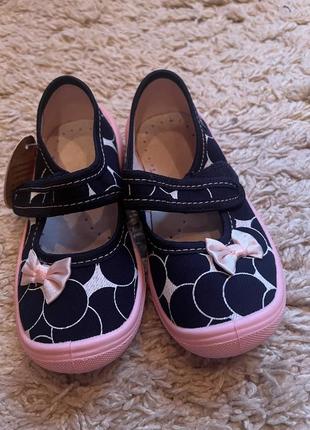 Мокасини на дівчинку фірми waldi