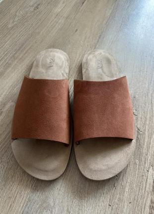 Шлепки zara