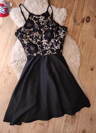 Новое фирменное платье