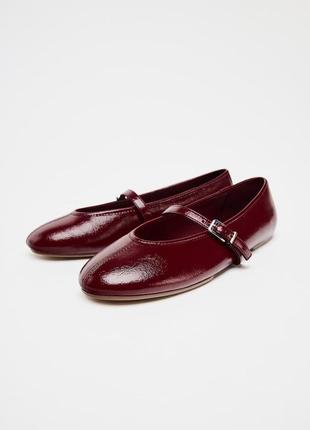 Лакированные балетки женские бордовые zara new