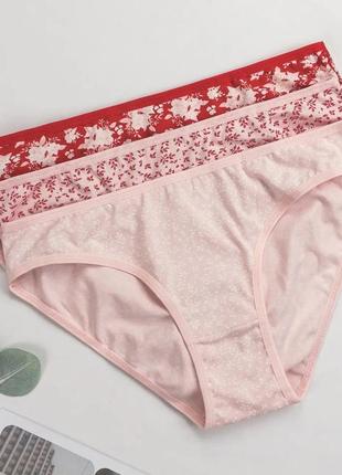 Набір трусиків жіночих бріфи трійки 3 шт 35000-658
