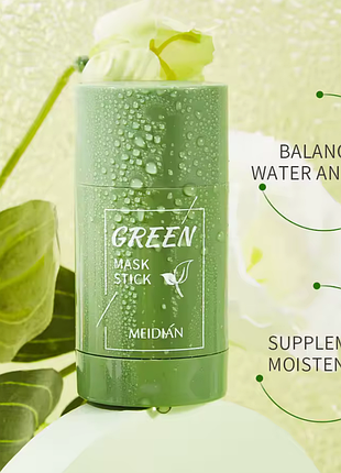 Глиняна маска стік для глибокого очищення та звуження пір з екстрактом зеленого чаю.