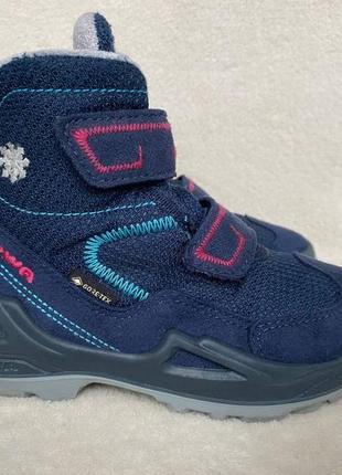 Зимові черевики lowa