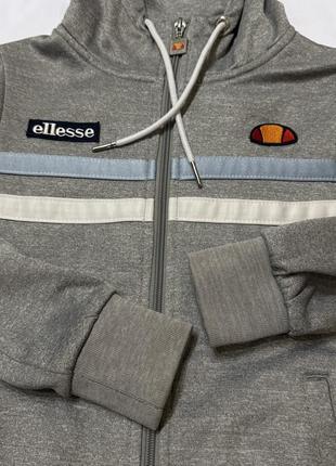 Женская звезда ellesse 4