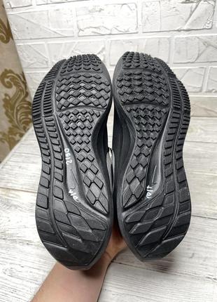 Крутые черные кроссовки nike zoom pegasus 39 7