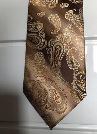 Галстук новый коричневый золотистый  бежевый  с переливом classic tie "пейсли" (огурец)