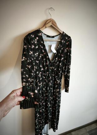 🤍шикарное платье в цветы бренда by very m/450гр