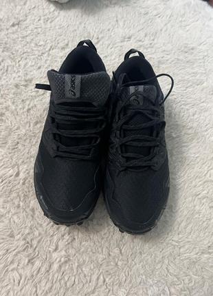 Кросівки для бігу