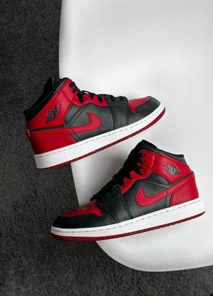 Оригінальні кросівки nike air jordan 1 розмір 39 устілка 24.5