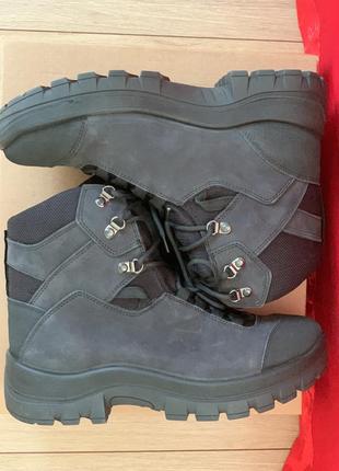 Зимние ботинки с высокими берцами