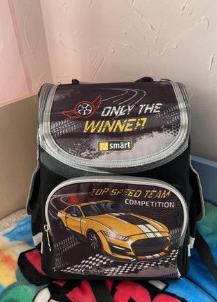 Рюкзак школьный каркасный