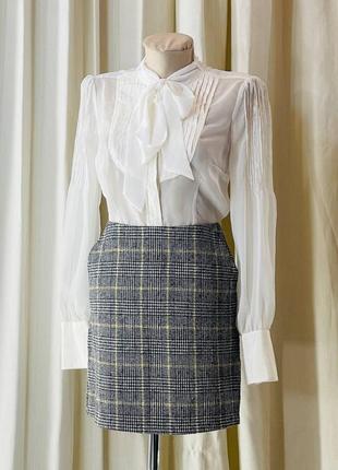 Шикарна жіноча спідниця в клітинку