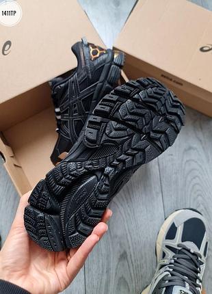 Asics 6