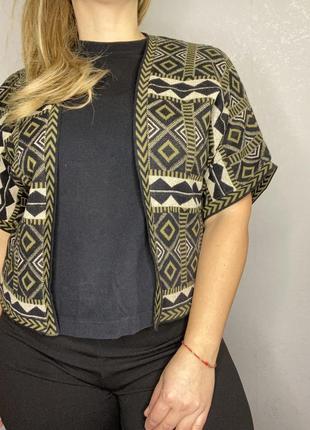 Жакет без застежек в арнамент