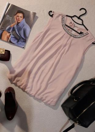 Нова рожева блуза топ з камінням на комірі бренду dorothy perkins