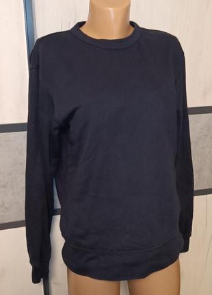 Черный базовый свитшот