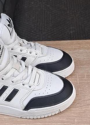 Дитячі кросівки adidas drop step 30 р.