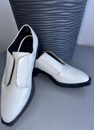 Туфлі zara