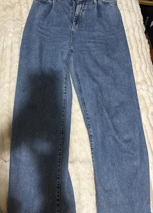 Джинси zara (34р)