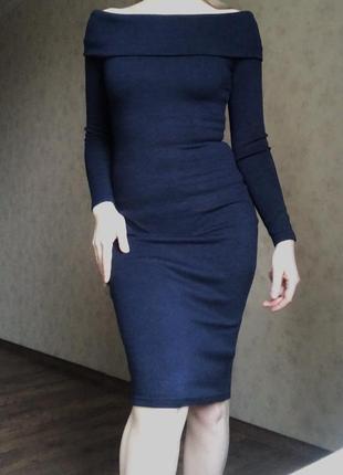 Платье облегающее теплое