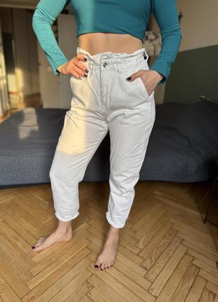 Джинси zara білі момс moms беггі s