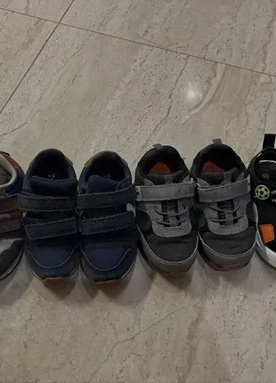 Детские кроссовки от next и сандалии размер 25-25,5