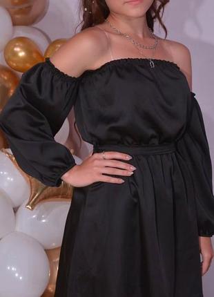 Черное платье