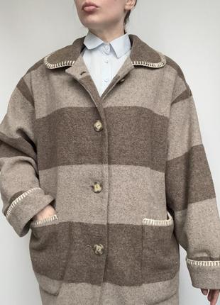 Вовняне пальто не zara