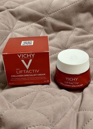 Антивіковий крем для корекції видимих ознак старіння шкіри обличчя vichy liftactiv collagen specialist night