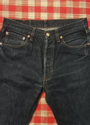 Новые джинсы levi's 501 original fit. темно-синий цвет