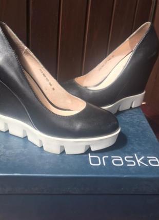 Туфли женские braska