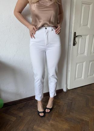 Неймовірні вінтажні штани від люксового бренду  виисочезна посадка  стан нових  розмір хс/с (26/27)