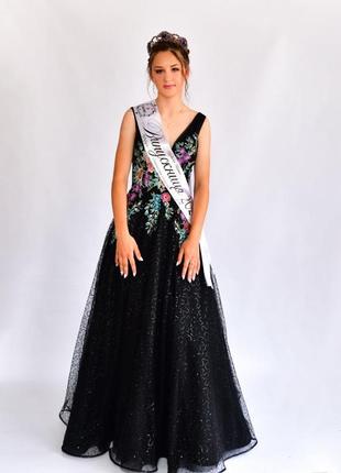 Платье вечернее