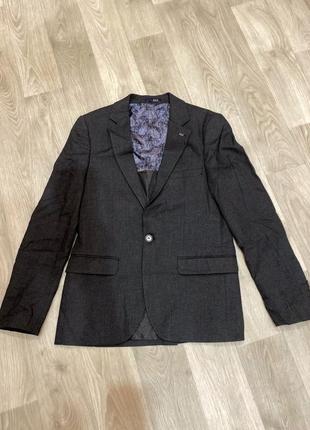 Піджак чоловічий розмір 46 жакет