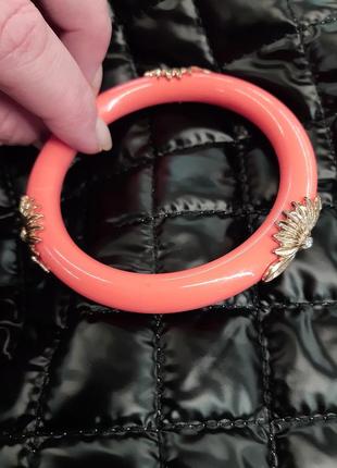 Браслет люцит вставка металл, винтаж 80х, коралловый, имеет вес