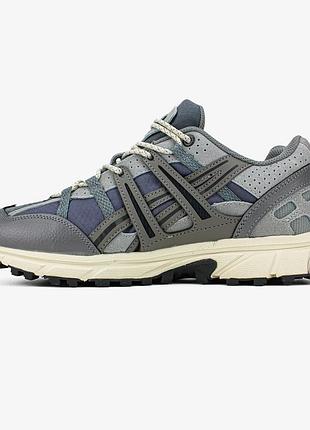 Кроссовки asics